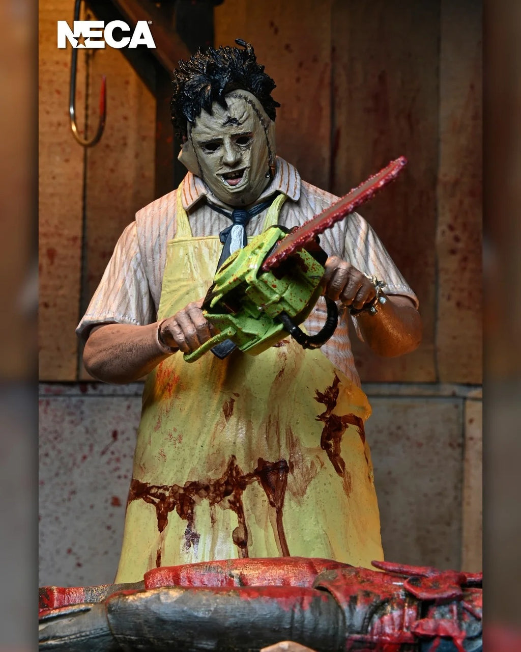 Texas Chainsaw Massacre Ultimate Leatherface 7 Inch Scale Action Figure 50th Anniversary