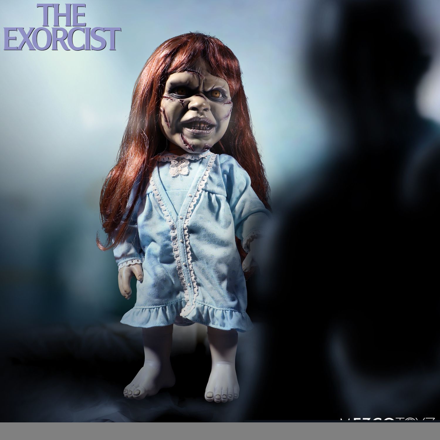 Mezco MDS The Exorcist Talking 15 inch Mega Scale Doll